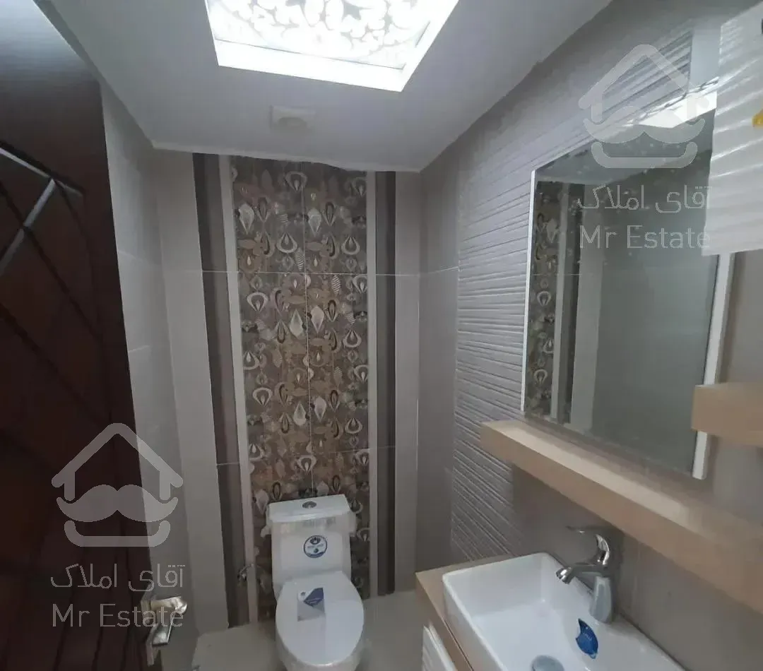 ۶۰۰ متر موقعیت اداری شیک نوساز دربست شهرک راه آهن