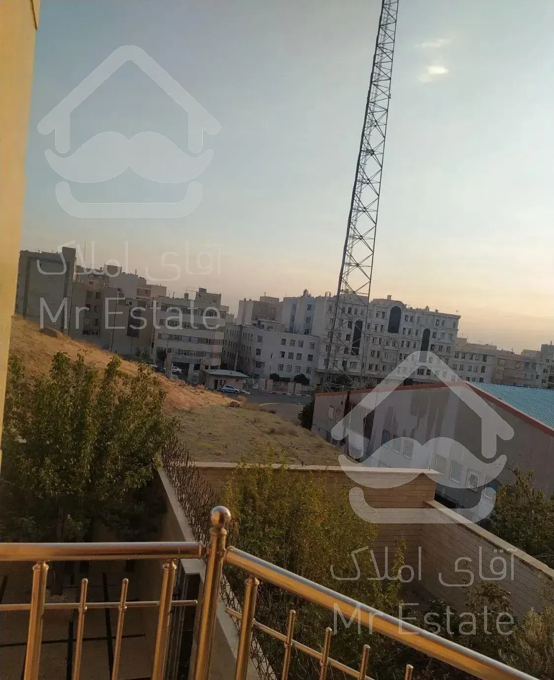 ۱۴۸ متر سه خواب شاهین شمالی