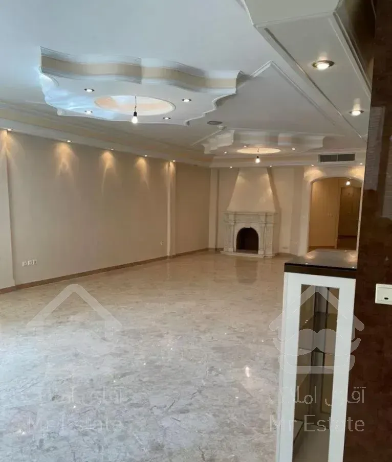 ۱۸۵متری۳خواب/شمال جردن/۲پارکینگ سندی