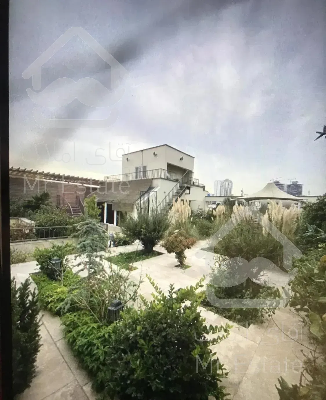 واحد ۱۷۰ متری/ ۳ خواب/مالک فروشنده واقعی