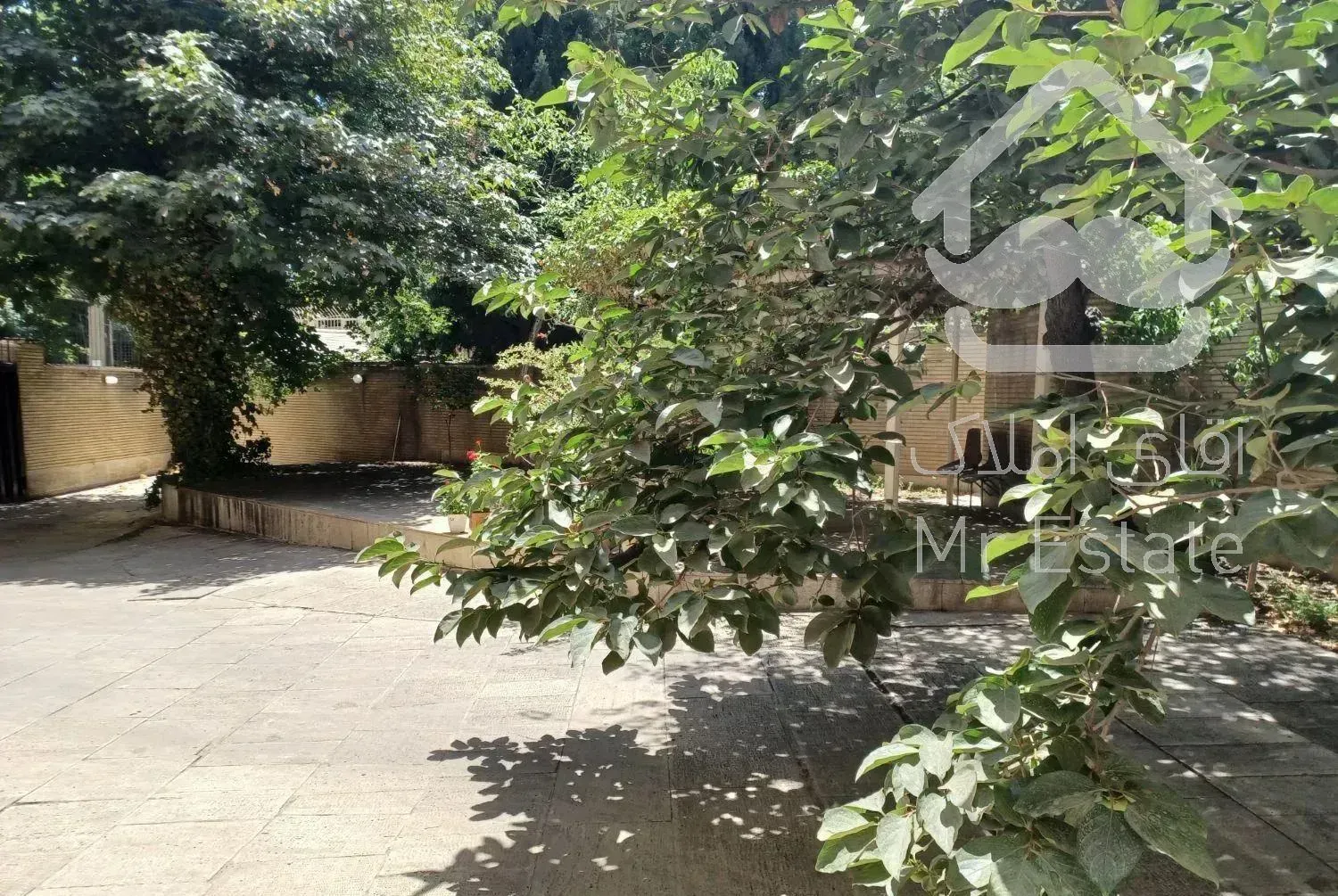 آپارتمان ۸۹ متری دو خوابه