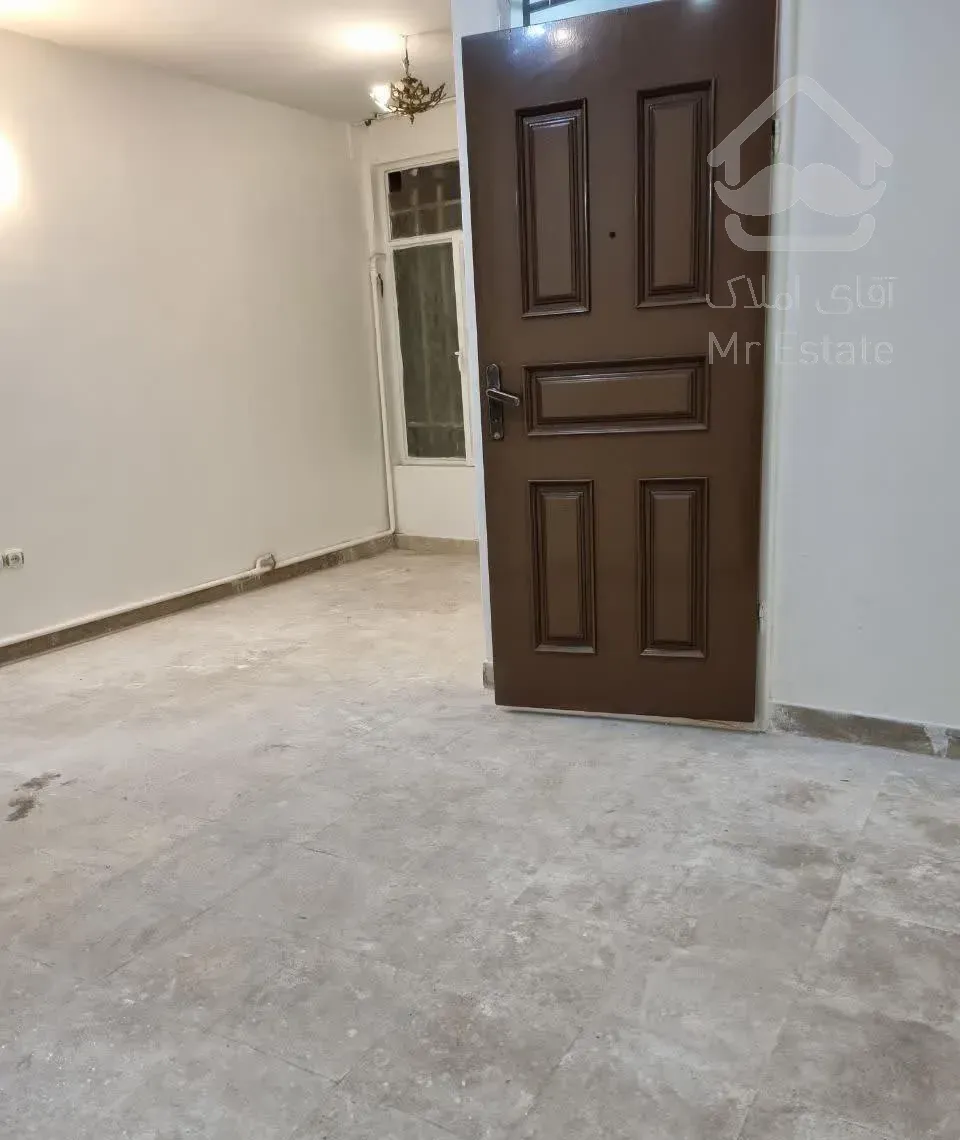 فروش آپارتمان ۴۵ متری ۱ خوابه زیر همکف در استخر