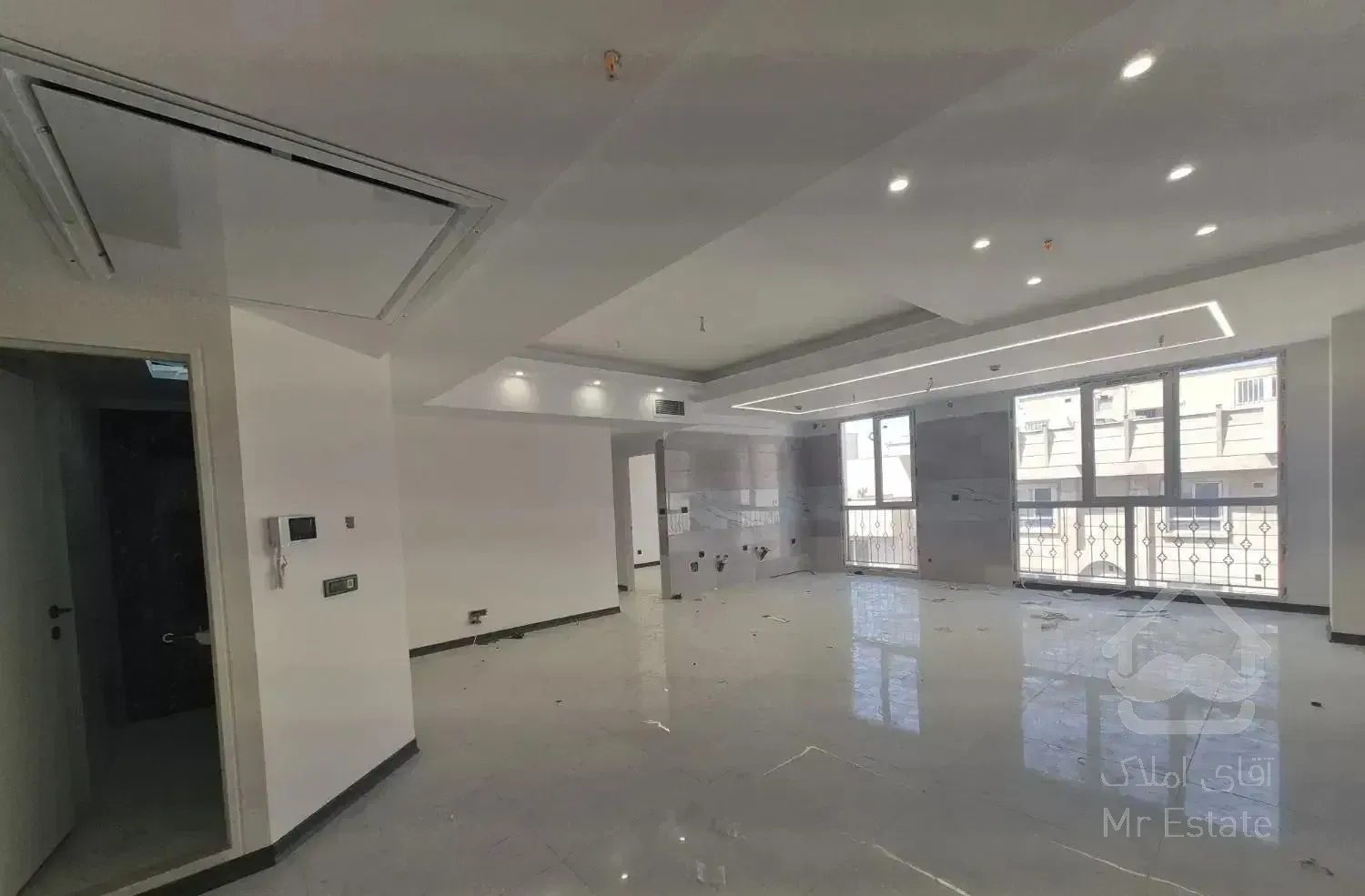 تنها۱۱۳متر۳خ زیر۱۳۷۰۰منطقه(کلیدنخورده فول )