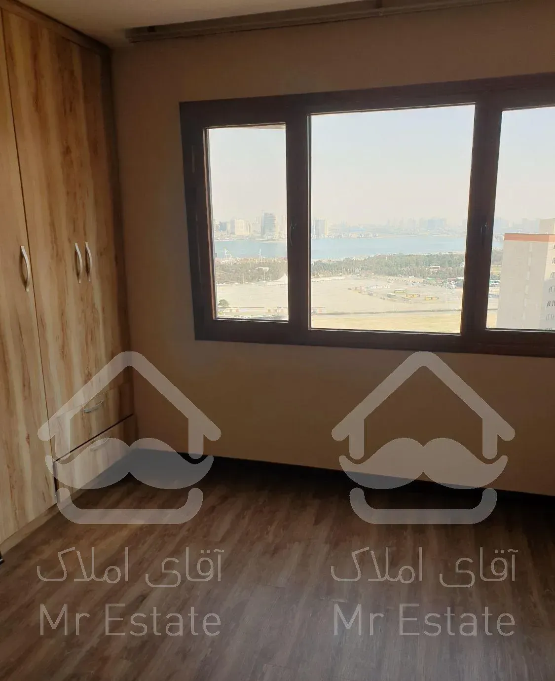 آپارتمان ۱۴۰ متری ۳ خوابه