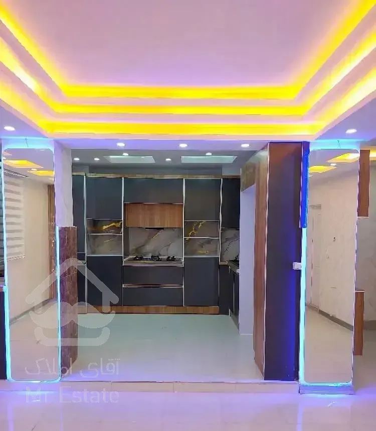 فروش آپارتمان۹۰متری/پارکینگ/انباری