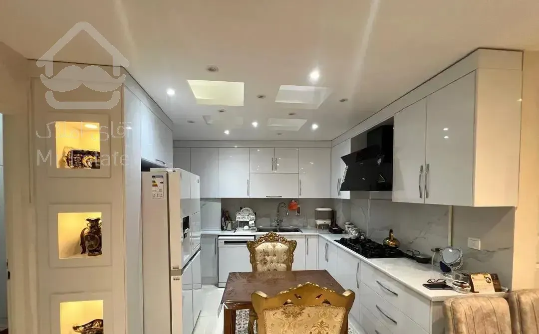 رهن کامل ۶۵۰ میلیون تومان خ جانبازان  بر اصلی