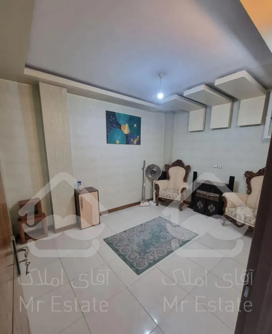 آپارتمان ۱۳۰ متری ۳ خوابه  و شیک