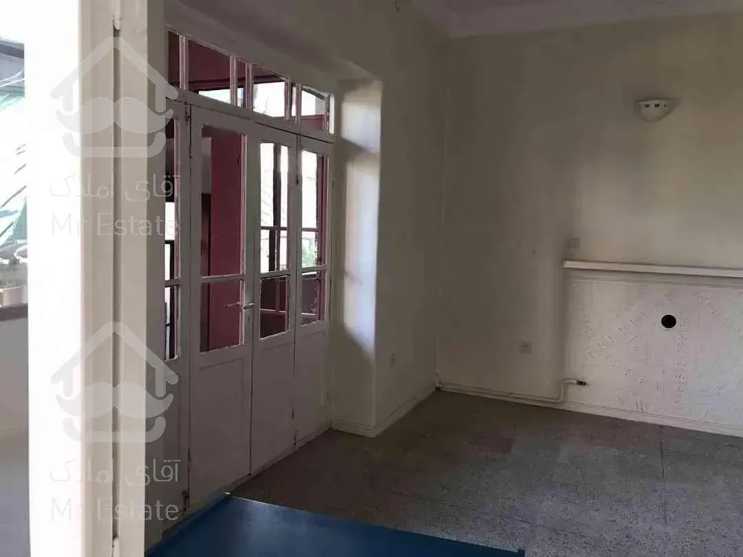 ملک کلنگی ۱۶۰متری نیاوران