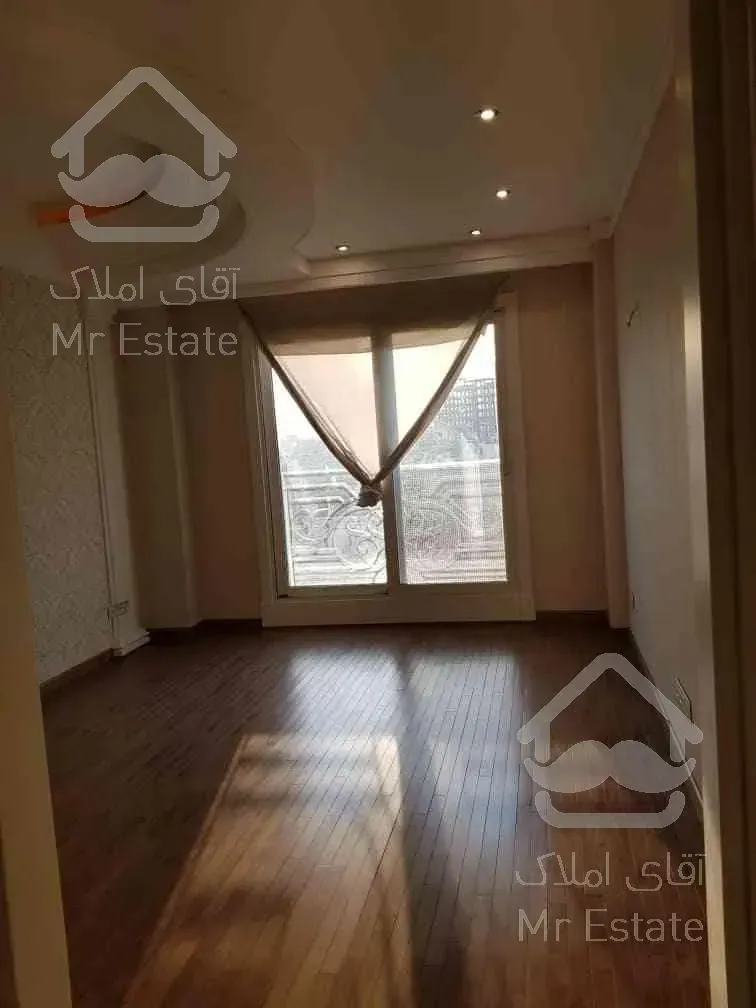 آپارتمان ۲۶۰متر نیاوران ۳خواب نوساز تراس بزرگ نورگیر فرنیش نورگیر