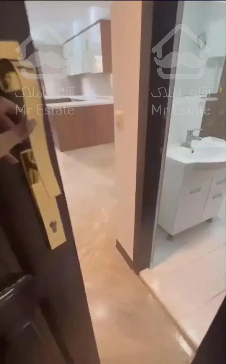 آپارتمان / ۱۷۹متر / ۳خواب / تک واحدی / اندرزگو