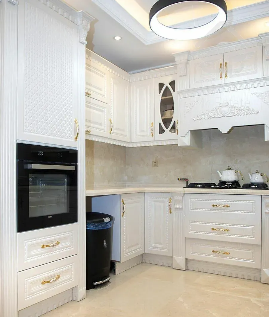 آپارتمان ۱۰۰متری/نیاوران خیابان دربار قدیم/فول