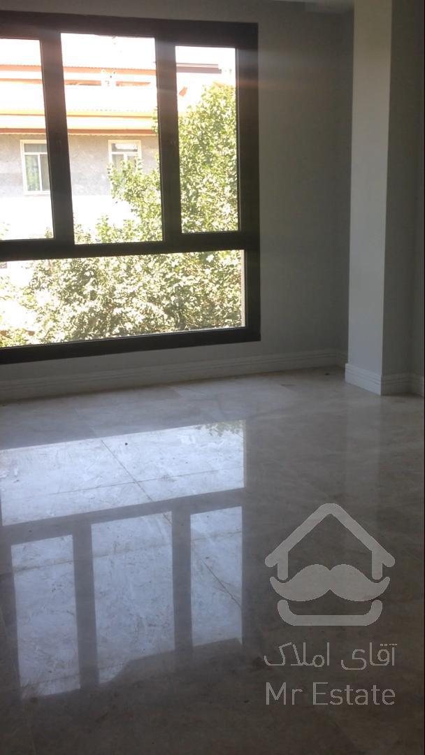 سه خواب ۲۱۵ متر طبقه سوم تک واحد نوساز