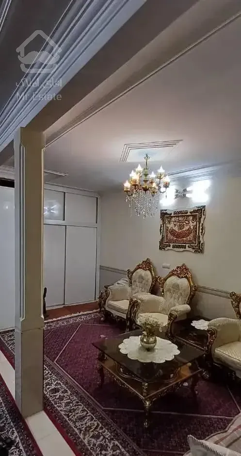 یک واحد آپارتمان اجاره ای