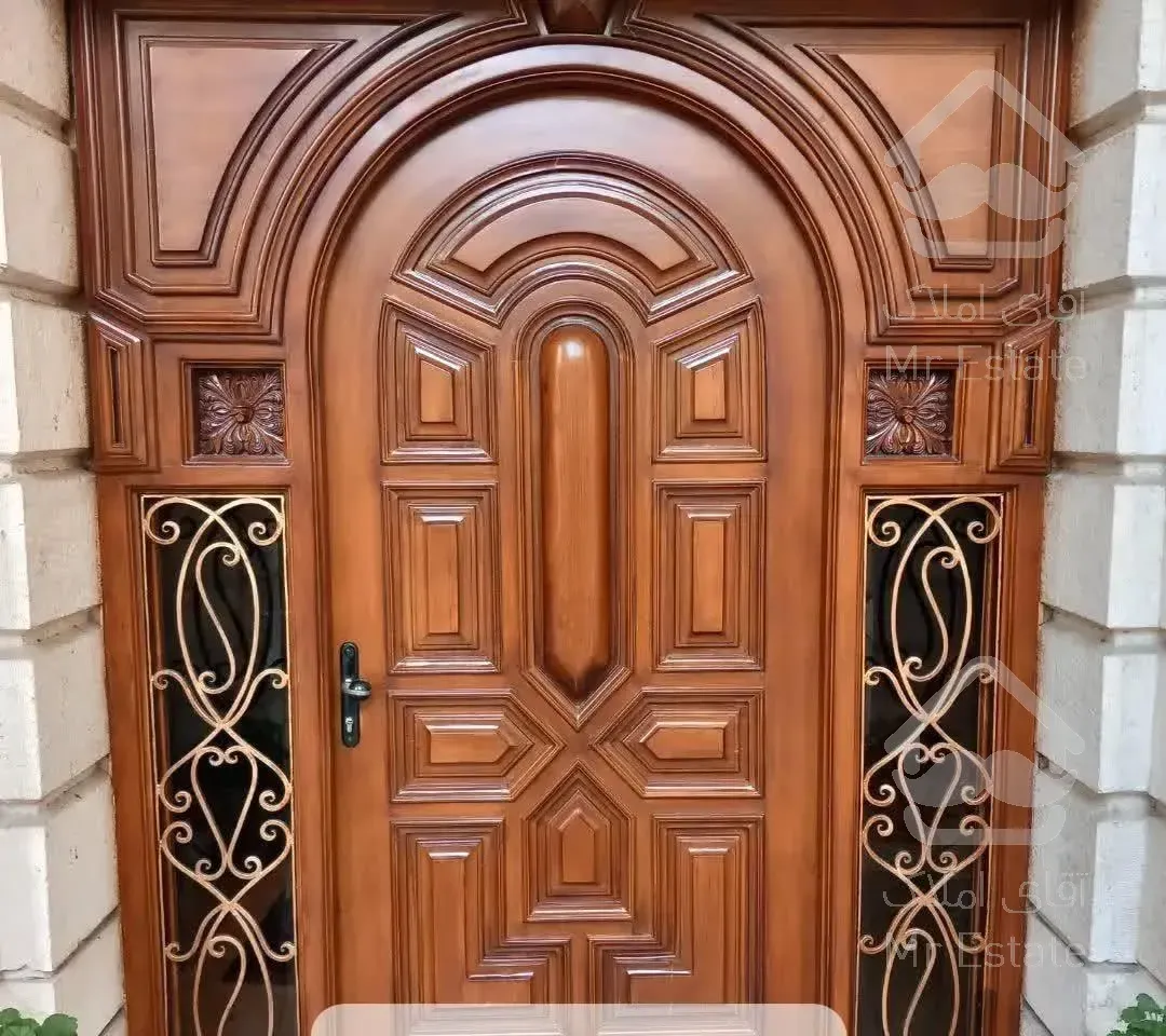 رنگکاری انواع مصنوعات چوبی درتمامی مناطق تهران