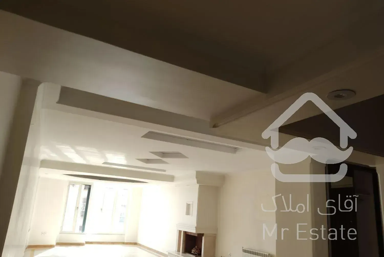 میرداماد فرعی دنج 160سه خوابه