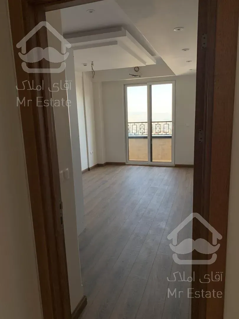 اجاره و رهن آپارتمان زعفرانیه 200  متر شیک