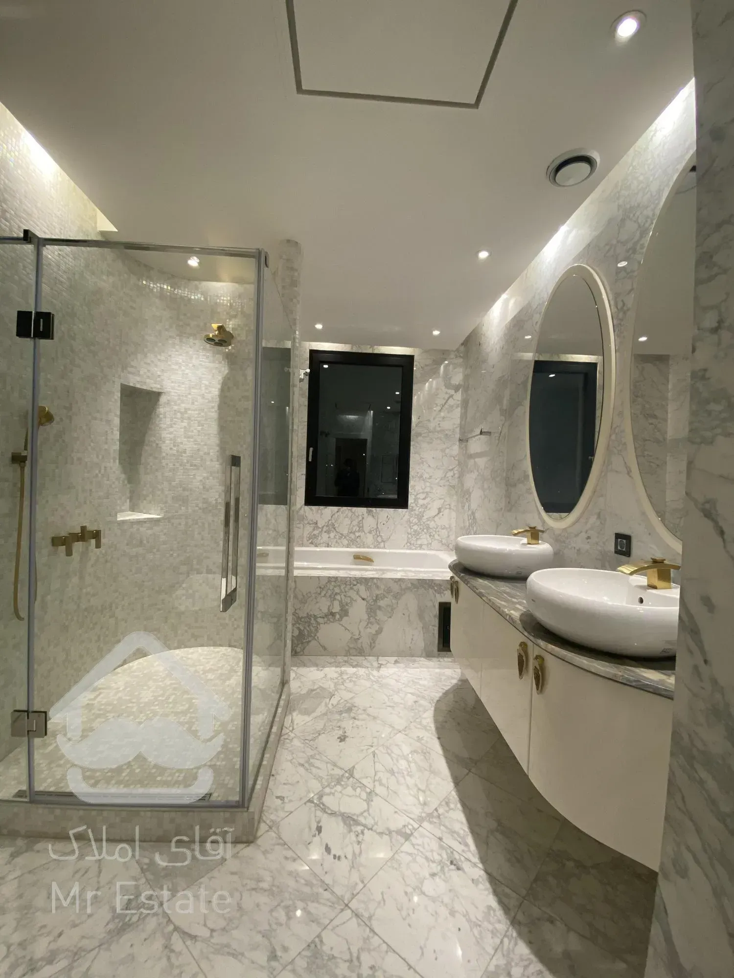 فرشته - فروش ۶۰۰ متر تکواحدی + ۹۰ متر بالکن