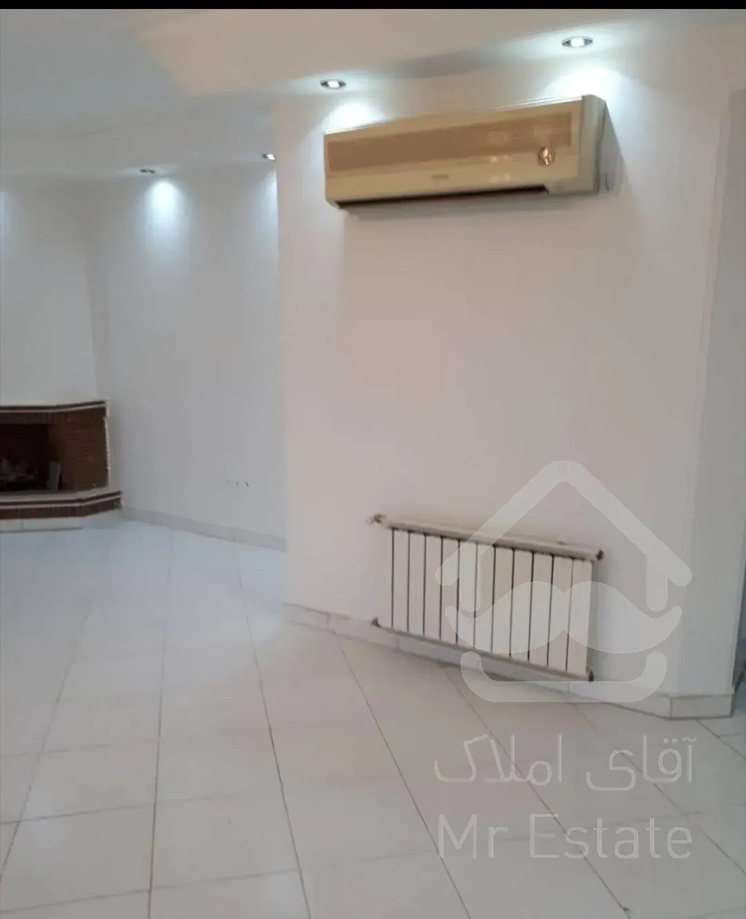 فروش آپارتمان ۸۵ متری ۲ خوابه رو به روی پارک لاله