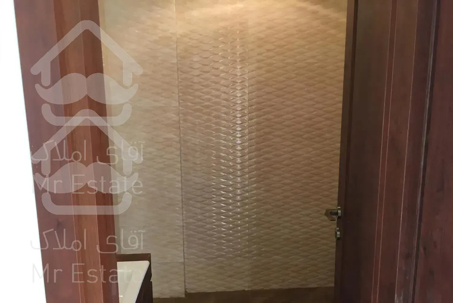 ۱۴۰ متر میرداماد نفت