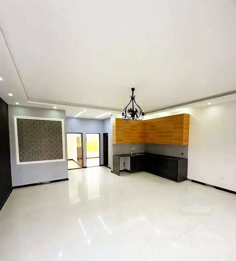 ویلا باغچه همکف 160 متری شهرکی سندتک‌برگ