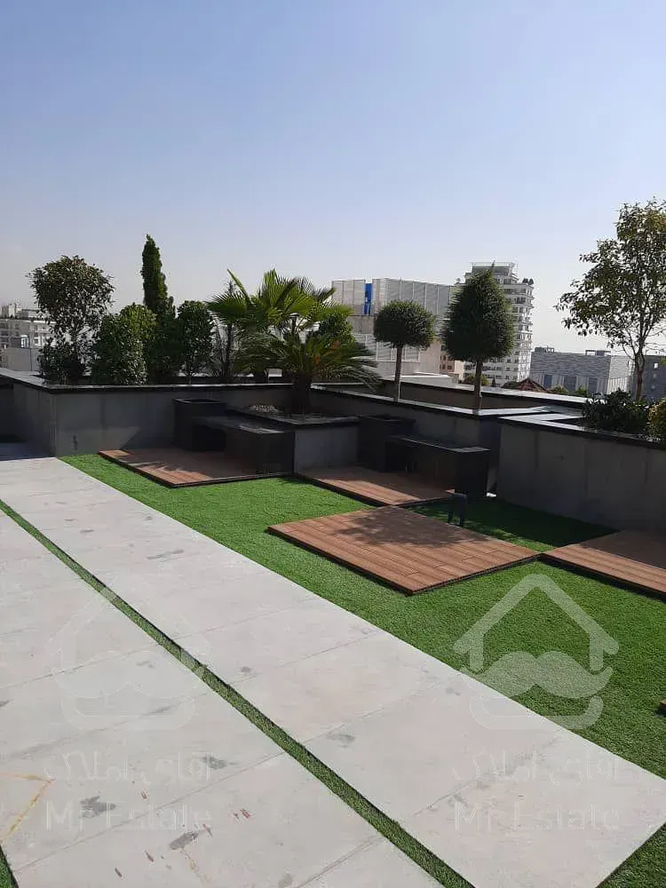 ۲۲۰ متر/ ۳ خواب / اثر هنری / استخر/لوکیشن تاپ