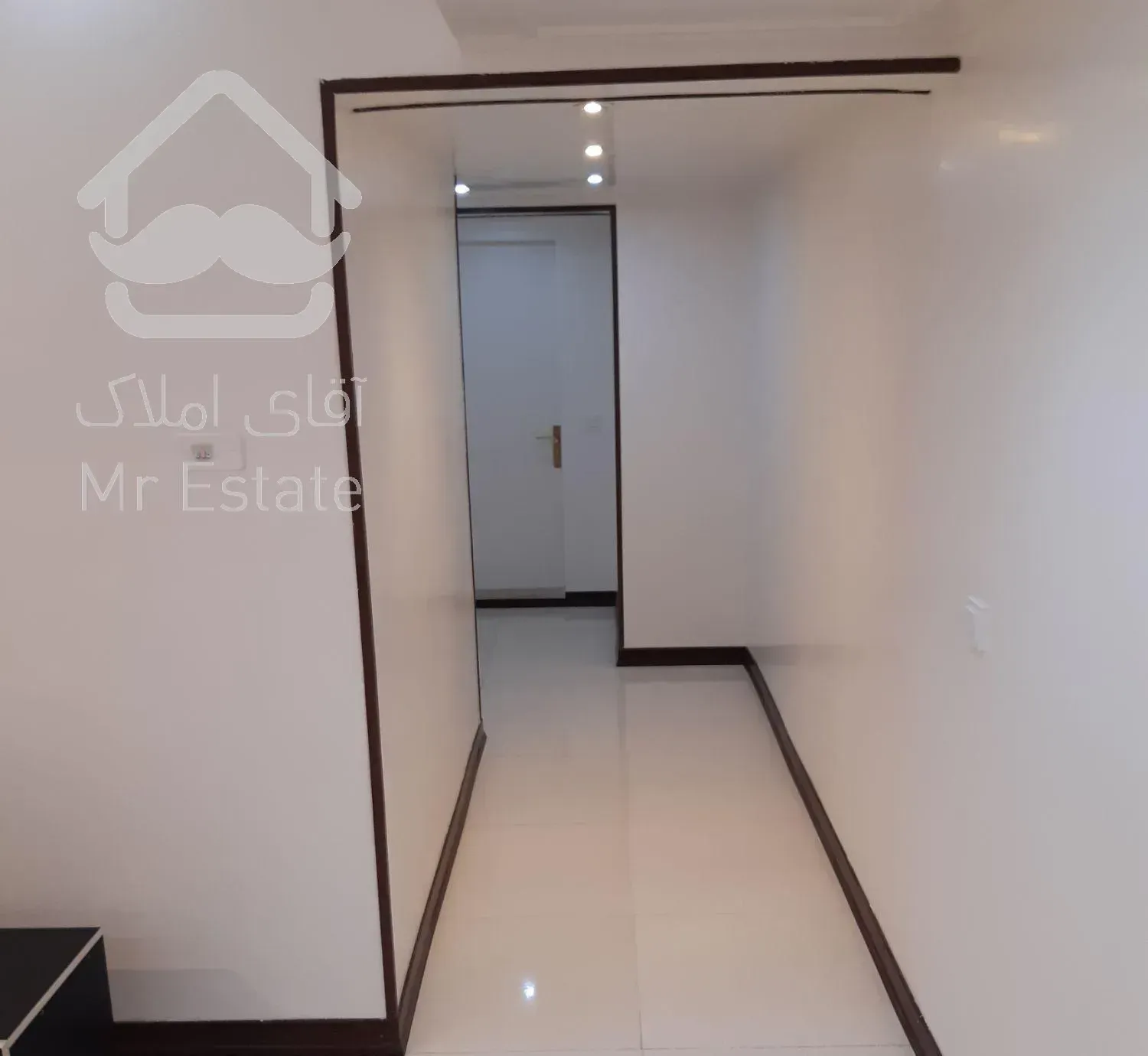 آپارتمان ۸۲متردو خوابه فاز ۲ مجتمع گلستان دو