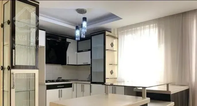 ۱۰۳ متر / طلا / شخصی