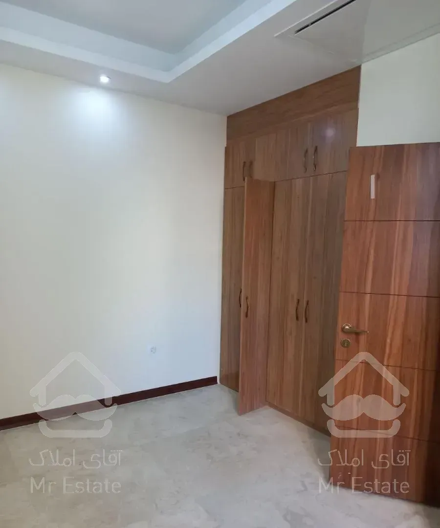 شیخ بهائی شمالی ۶۷ متر نوساز شیک