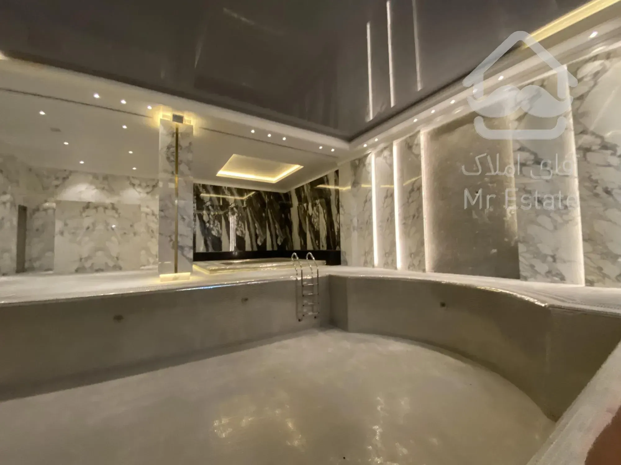 فرشته - فروش ۶۰۰ متر تکواحدی در ۲۵۰۰ متر برج باغ