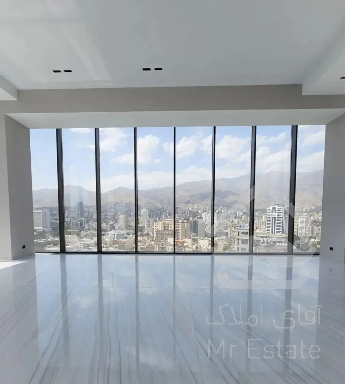 ۳۵۰متر ۴خواب کامرانیه / مدرن Minimal با ویو ابدی