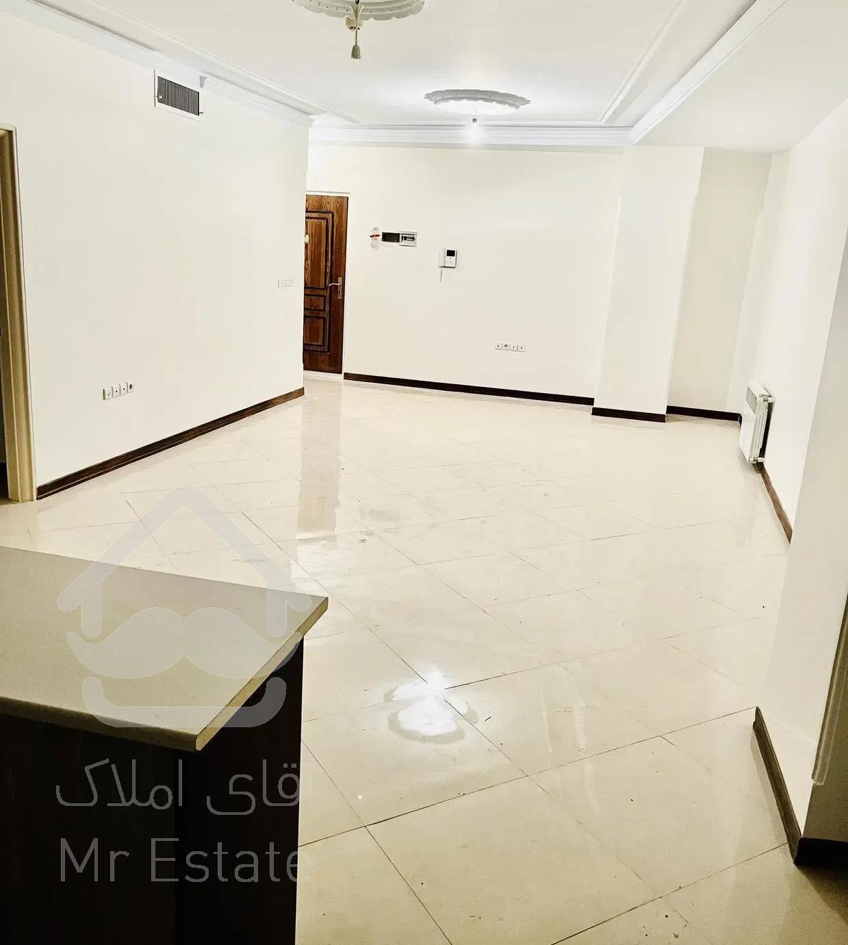 ۸۳ متر ۲خوابه فول الاله شرقی