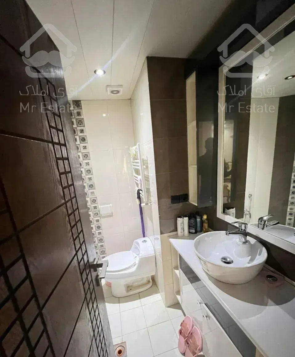 ۱۲۰متری الاله شرقی