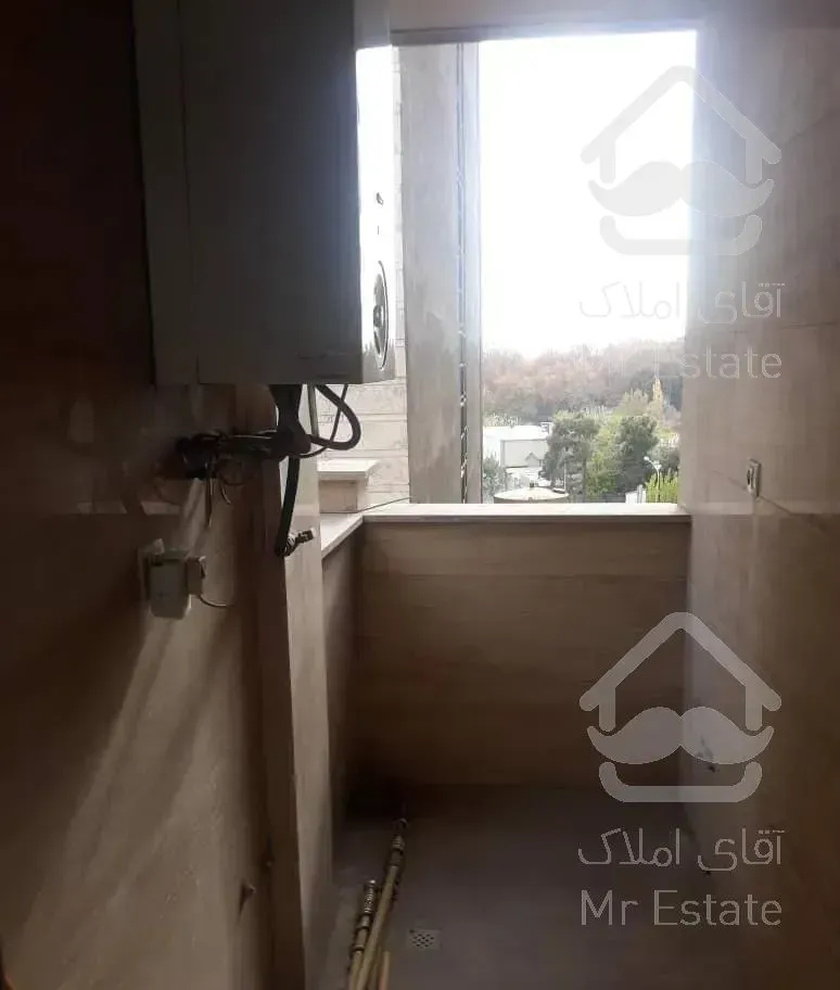 ۱۳۰ متر/ ۳خواب / فول امکانات        (  تکواحدی  )