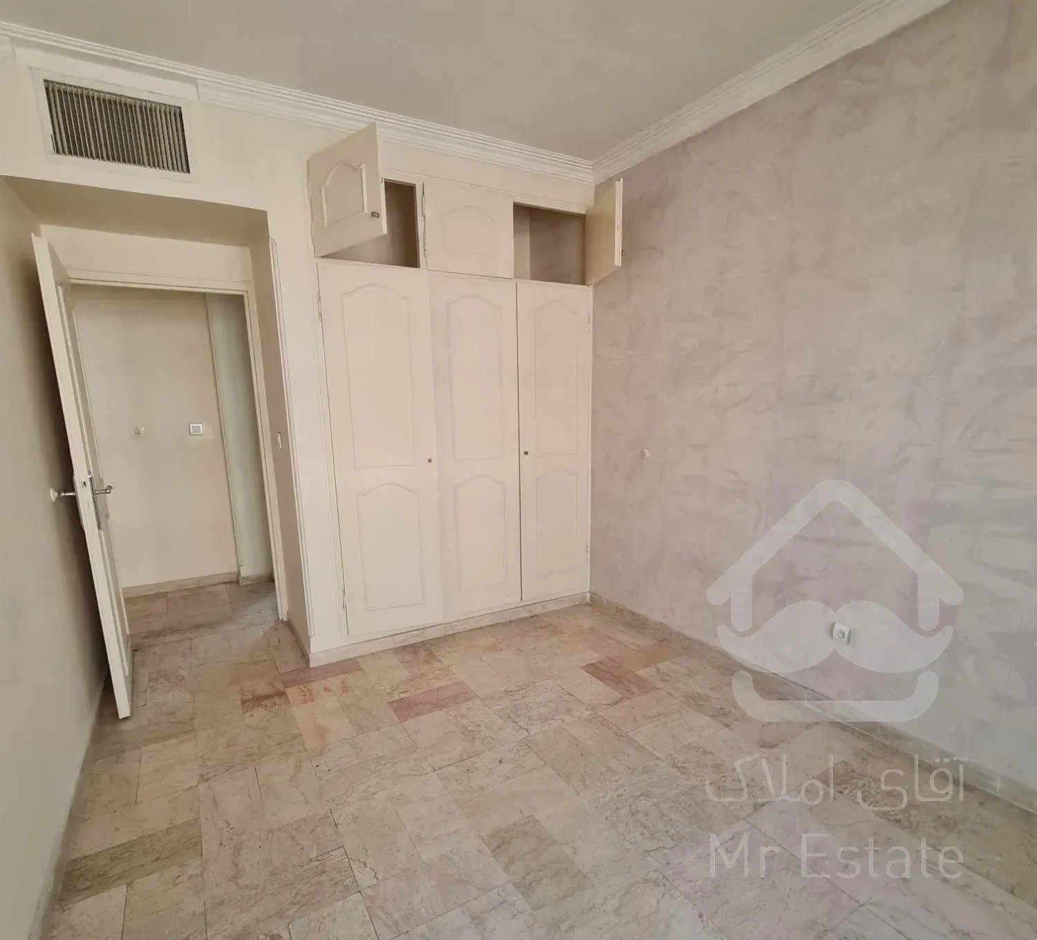 کاج * ۱۱۱ متر طبقات بالا