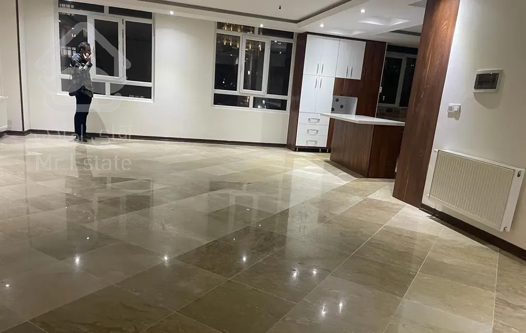 ۱۲۱متر ۲خوابه پونک