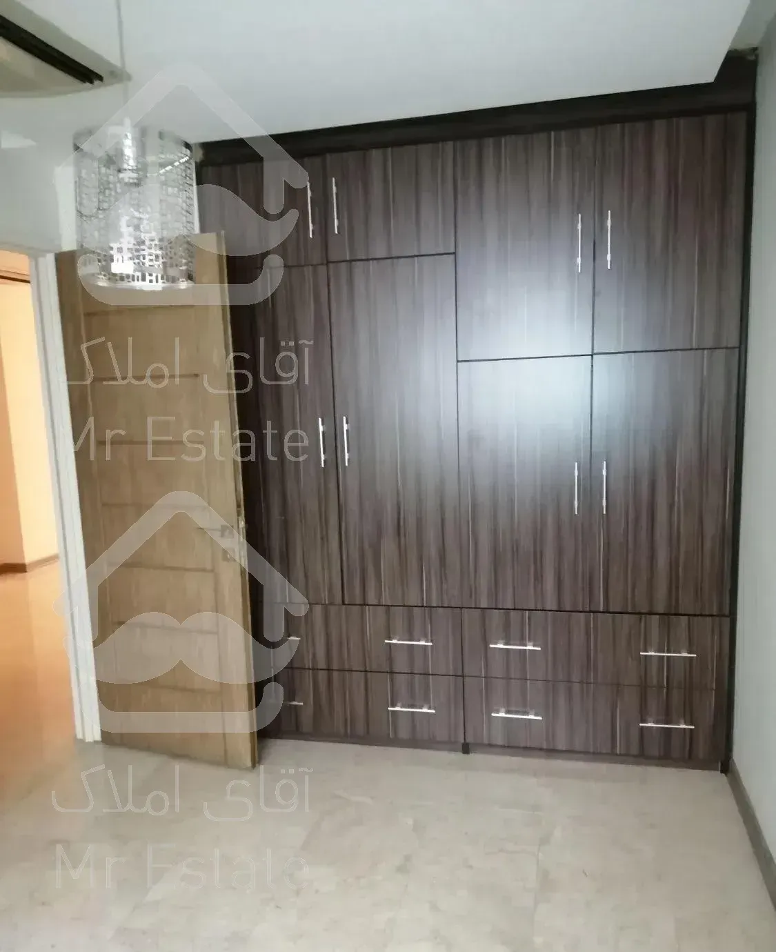 90 متری کیکاووس