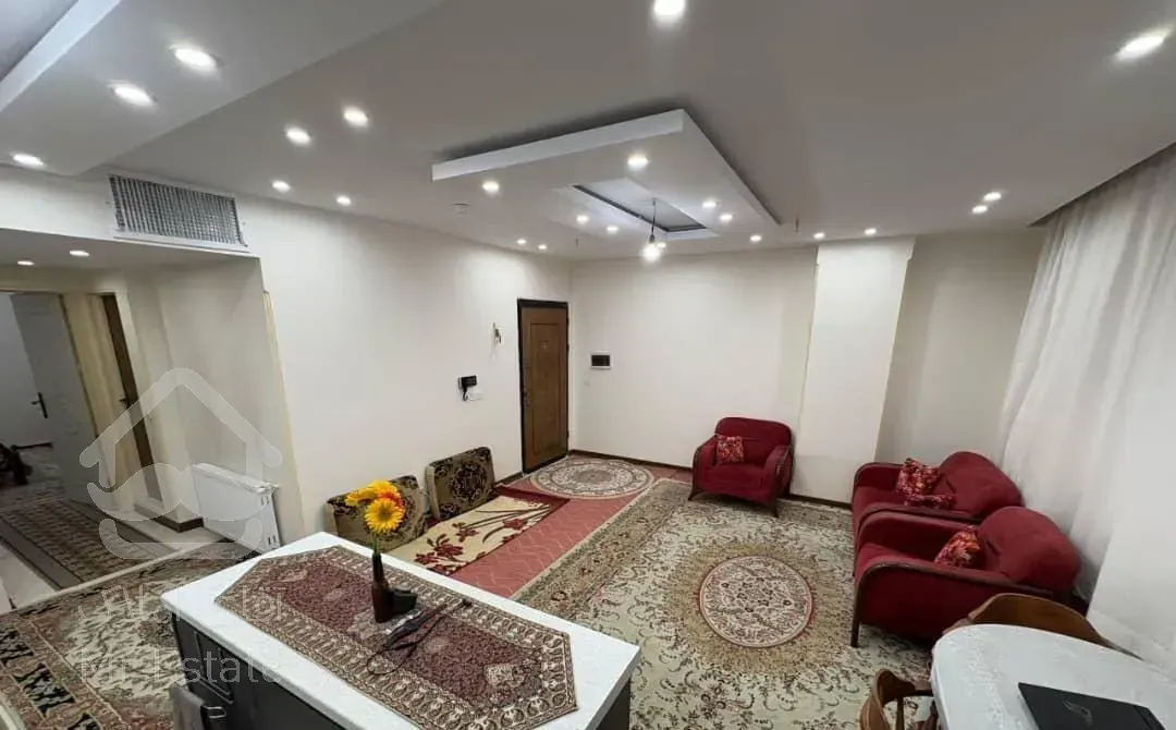 آپارتمان ۶۲ متر تکواحدی، آسانسور،خوش نقشه،پاک جسم