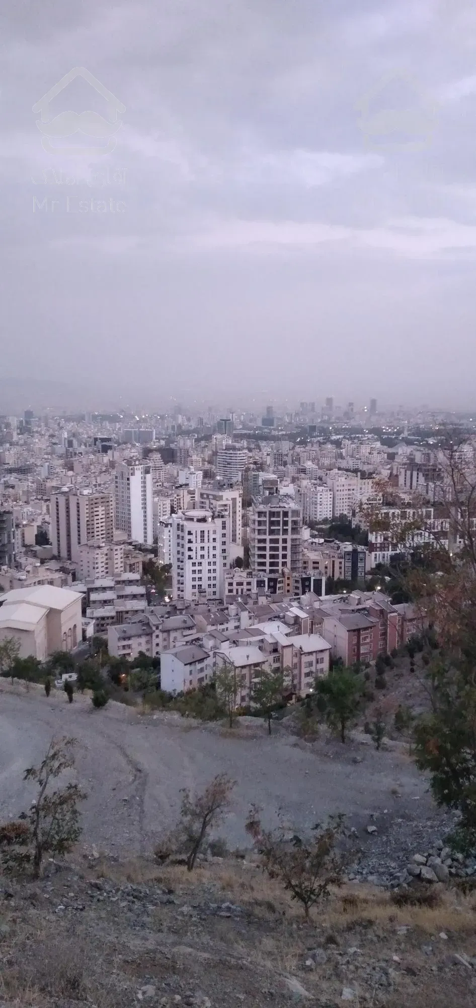 ۱۱۰متر، برج مجلل رونیکا پالاس، پونک