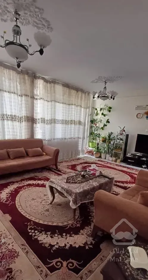 آپارتمان دوخواب 107متری طبقه وسط