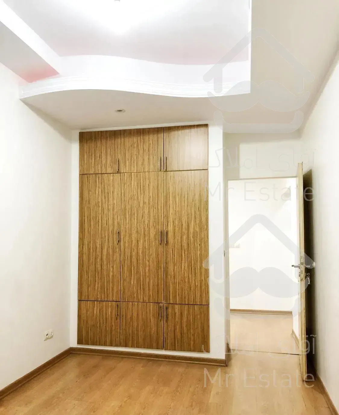 ۱۱۵ متر - ۳خواب  - فول - گیشا