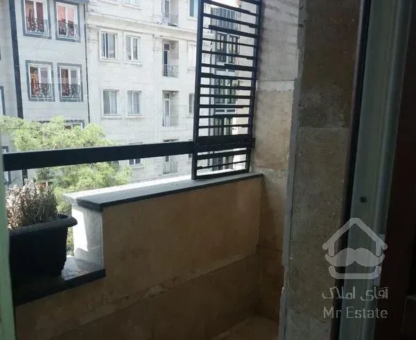 آپارتمان صادقیه 98متر سه خواب نوساز