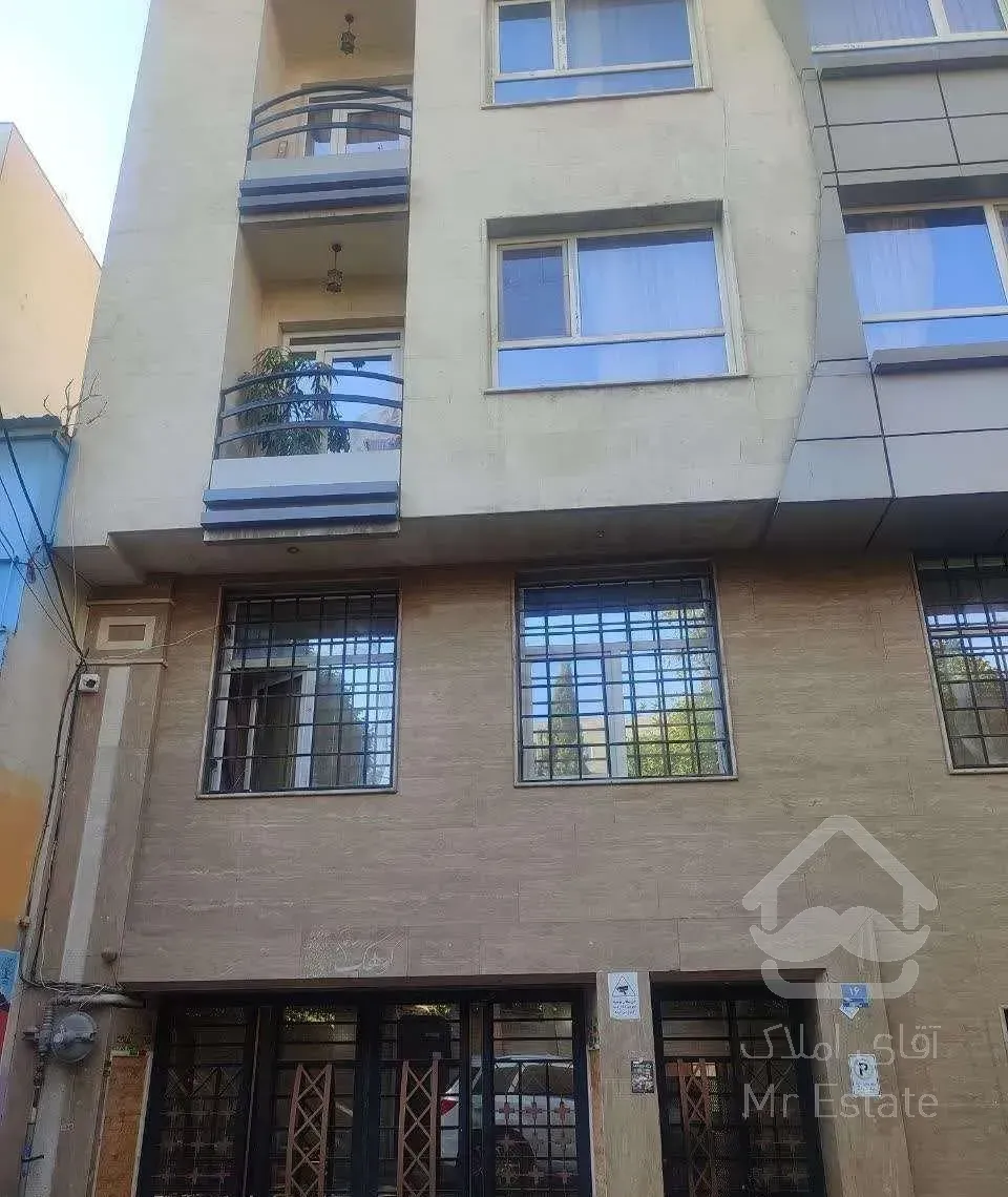 آپارتمان ۵۷ متری تمیز