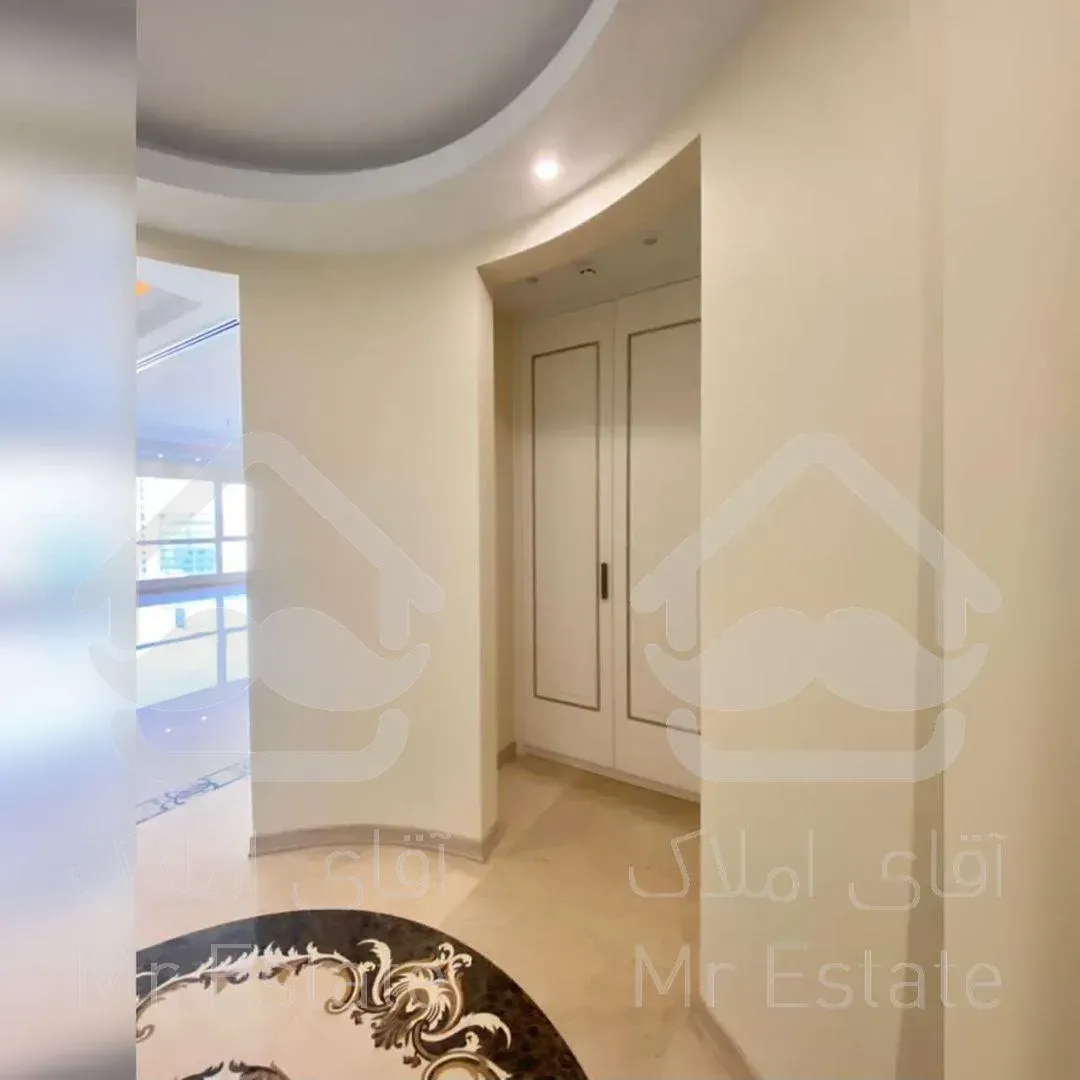 برج باغ برند در آجودانیه ۳۰۰متر ۳خواب مستر