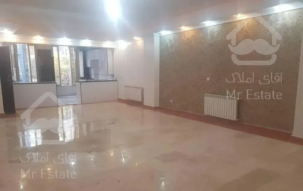 ۱۳۰ متر/۲خواب/طبقه ۴/آلاله شرقی