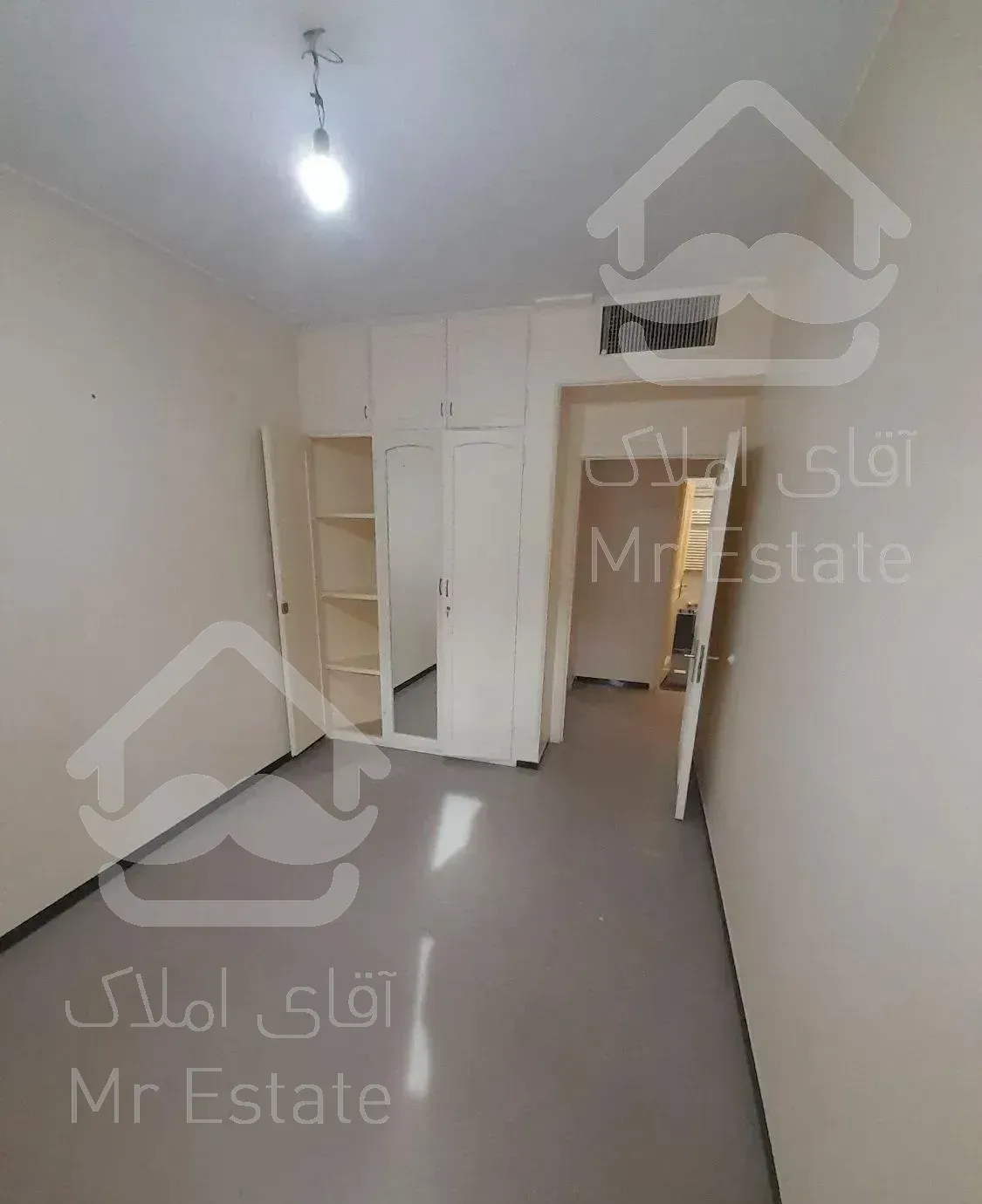 100 متر ( نور نقشه لوکیشن )