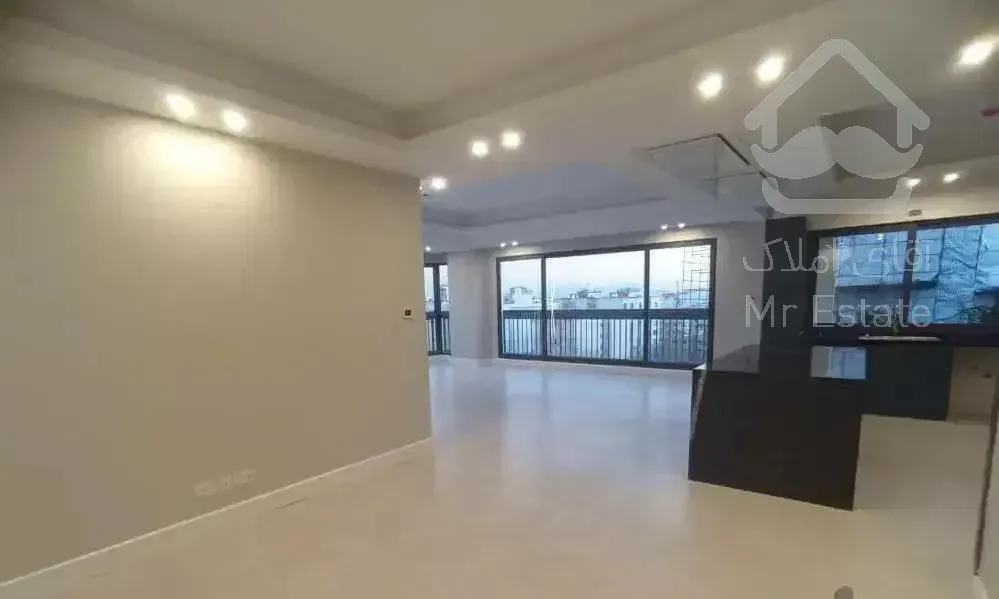 گلشهر فروشی/150متری فول امکانات/کد12140
