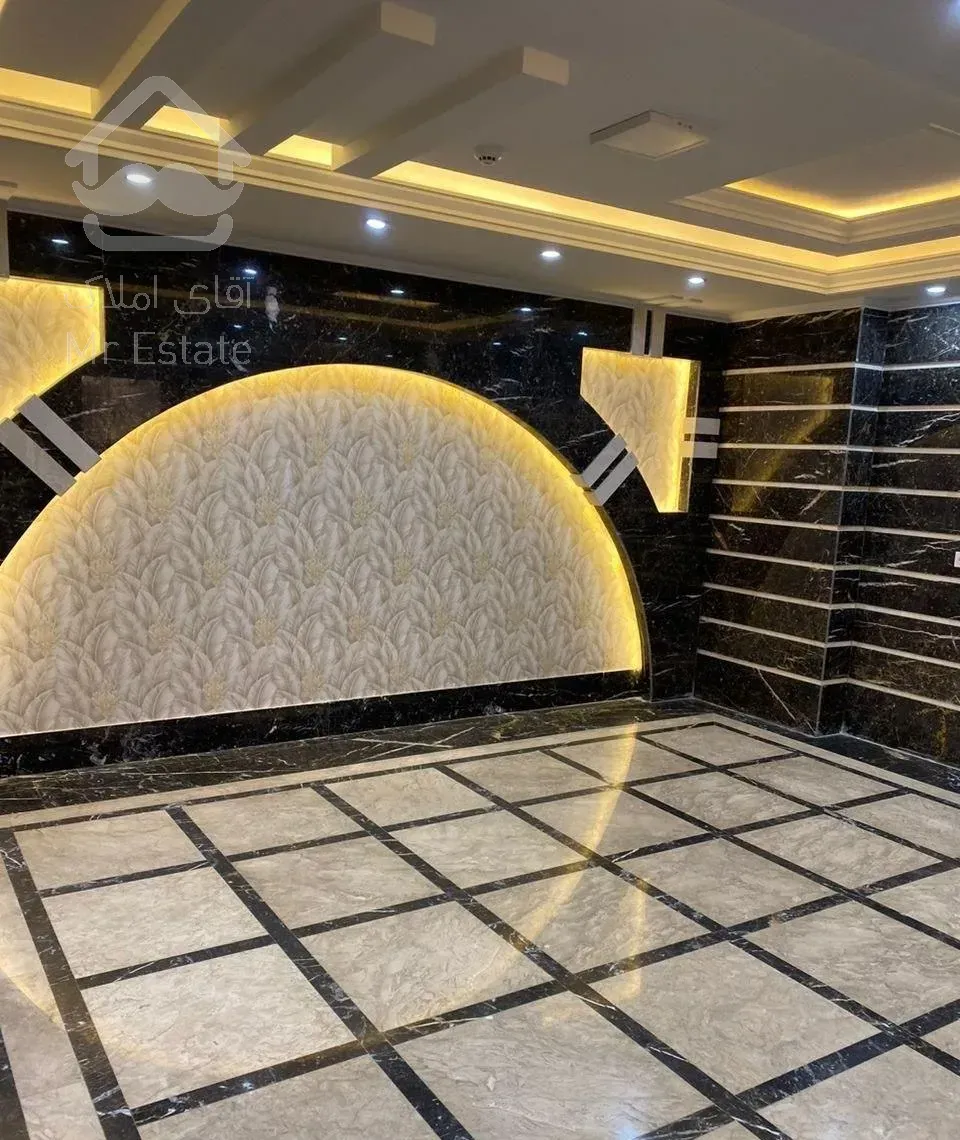 ۱۲۰ متر / دو خوابه/ویوی ابدّی/ فول امکانات