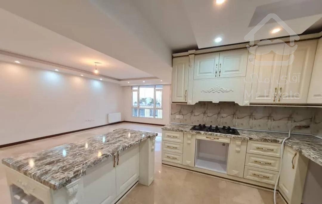 مرزداران ۱۱۱ متر * نوساز - سالن پرده خور *