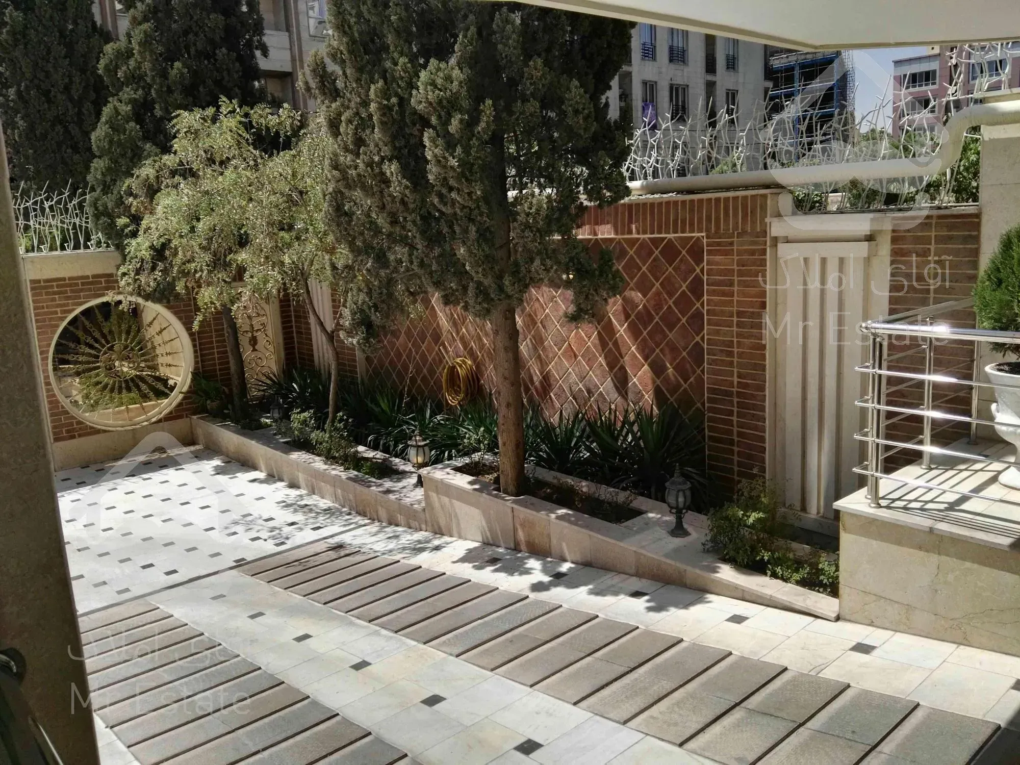 آپارتمان ۷۳ متری نوساز سوپر لوکس بلوار فردوس شرق