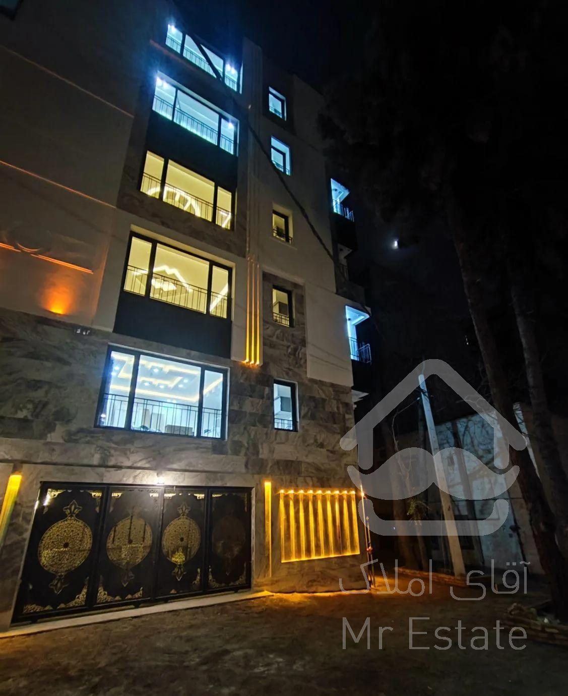 قلهک ۵۰ متر تک واحدی نوساز با روفگاردن لوکیشن